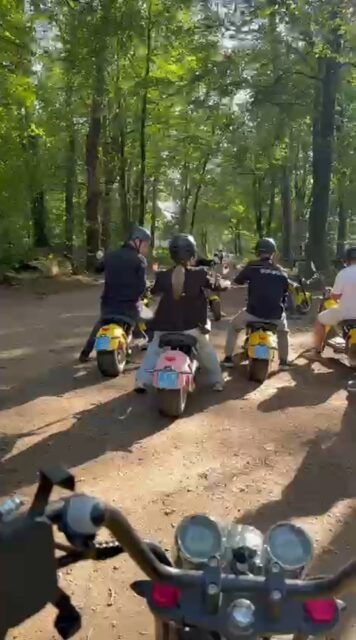 Afgelopen zaterdag stond ons personeelsuitje op de planning!

Met het hele team reisden we af naar de Veluwe voor een gezellige middag op de e-chopper. 🛵

Na de rit sloten we de dag af met een heerlijke barbecue. Goed eten, mooie gesprekken en vooral veel gezelligheid.

Een geslaagde dag met een topteam!